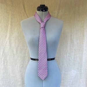 NWOT MENS ACUSTOM APPAREL SILK TIE